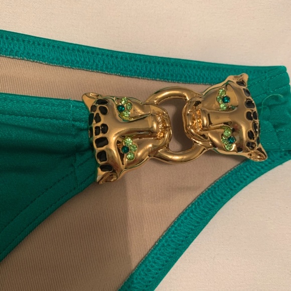 Victoria secret bikini - Picture 2 of 2